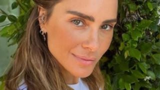 'Raspar a cabeça é mais fácil': Diná em nova 'A Viagem', Carolina Dieckmmann abandona o cabelo loiro e radicaliza visual; veja antes e depois