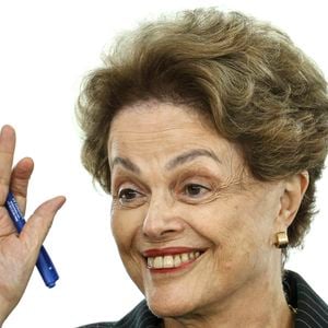 Dilma Rousseff, ex-presidente, é a quinta mulher mais admirada do Brasil