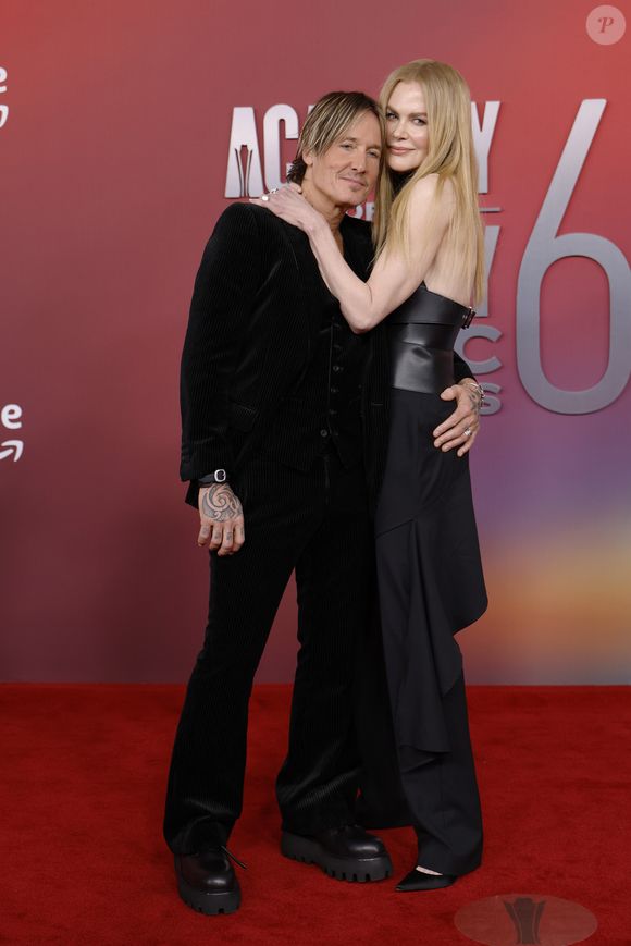 A atriz australiana e o cantor country, pais de Sunday Rose e Faith Margaret, viveram quase duas décadas juntos antes do fim confirmado em setembro de 2025