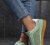 Inspirado nos clássicos modelos esportivos, o tênis verde wasabi da Shein aposta em mesh respirável, solado gum e detalhes vintage que conquistam quem busca estilo sem exageros