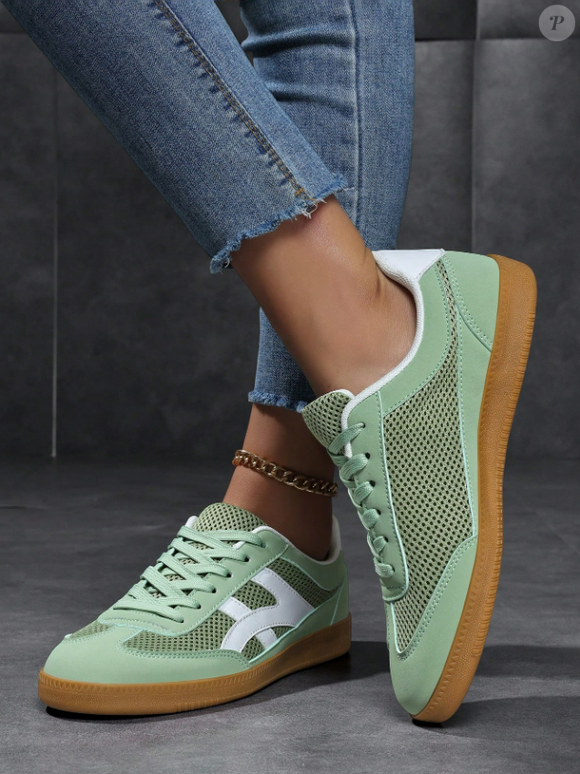 Inspirado nos clássicos modelos esportivos, o tênis verde wasabi da Shein aposta em mesh respirável, solado gum e detalhes vintage que conquistam quem busca estilo sem exageros