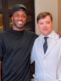 Vini Jr. fez harmonização facial? Após rumores em foto com Virgínia, médico se pronuncia e portal revela bastidores