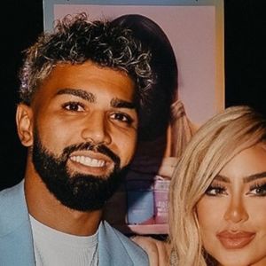 Durante as últimas semanas de 2024, mais precisamente no último domingo (29), Rafaella chegou a compartilhar uma foto beijando Gabigol.