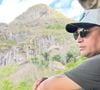 Filho de ex-Cavaleiros do Forró Neto Araújo se envolveu em acidente de carro, um dia após morte do pai e na estrada para o velório; saiba estado de saúde