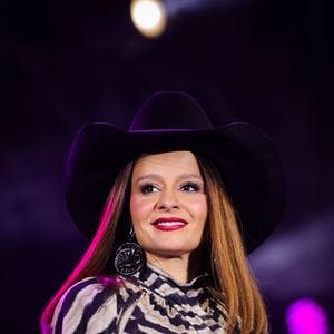 Maiara, sem entrar em detalhes, se manifestou sobre as mais recentes polêmicas com o nome de Marília Mendonça