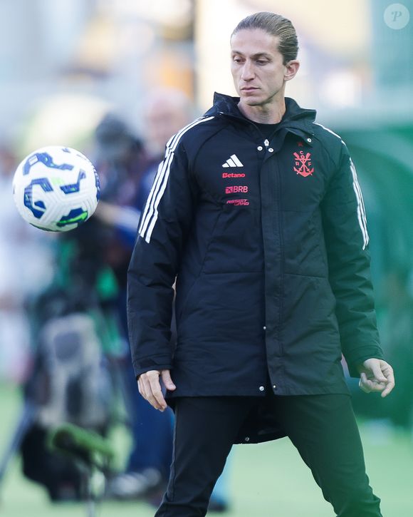 Filipe Luís demitido após goleada do Flamengo sobre o Madureira, mas perda de dois títulos em menos de um mês
