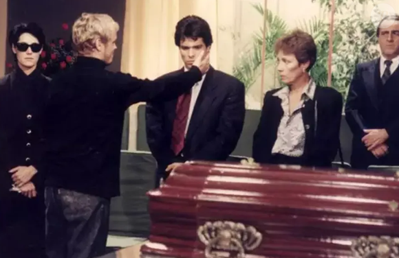 Na novela 'A Viagem': a cena da cremação de Alexandre foi uma das mais difíceis para Christiane Torloni.