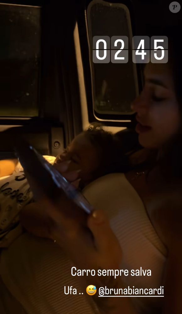 Mavie dormiu após as 2h da manhã. Neymar filmou Bruna Biancardi mais uma vez