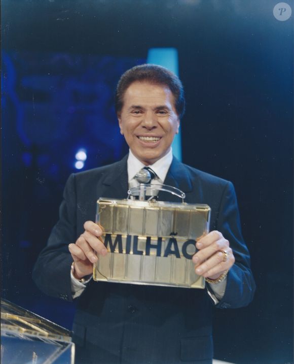 Silvio Santos teria feito a divisão de seu patrimônio bem antes do agravamento da saúde