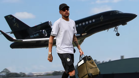 Com velocidade de até 1.070 km/h e avaliado em R$ 250 milhões, avião de Neymar paga diária mais cara que muito hotel de luxo para pernoitar em SC; veja valor!
