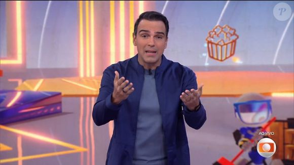 Tadeu Schmidt anunciou nesta terça-feira (11) que um dos brothers vai ficar em uma vitrine, ao estilo 'Casa de Vidro', na quinta-feira (13)