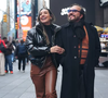 Maria Maya com o pai, o diretor Wolf Maya, em Nova York