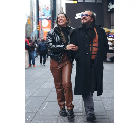 Maria Maya com o pai, o diretor Wolf Maya, em Nova York