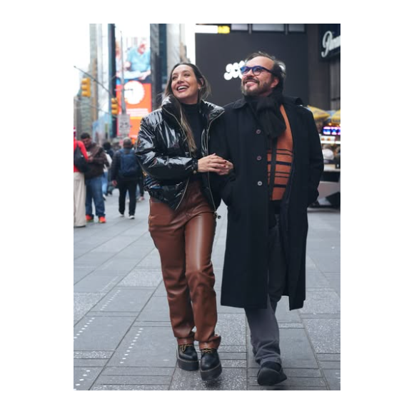 Maria Maya com o pai, o diretor Wolf Maya, em Nova York