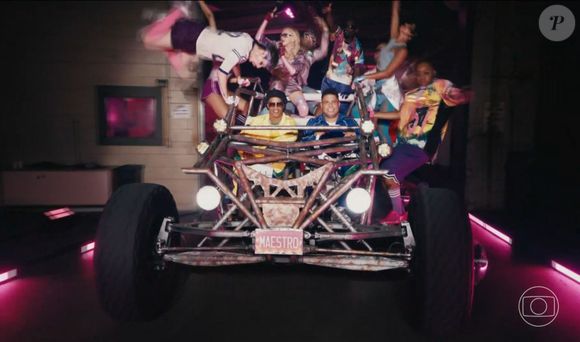 Madonna chegou ao estádio em um carro dirigido por Ronaldo e com Ronaldinho Gaúcho no carona