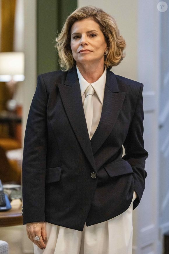 Odete Roitman (Debora Bloch) é assassinada no capítulo da novela 'Vale Tudo' de 6 de outubro de 2025