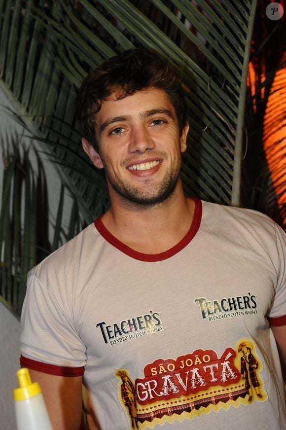 Além das novelas, Rafael Cardoso estava sempre em evidência em eventos destacando sua beleza natural