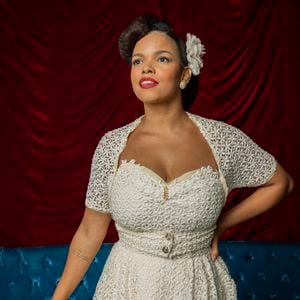 Jeniffer Nascimento gosta de cantar, e usa sua habilidade em 'Êta Mundo Melhor