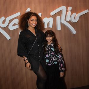Juliana Alves com a filha no 3º dia do Rock in Rio