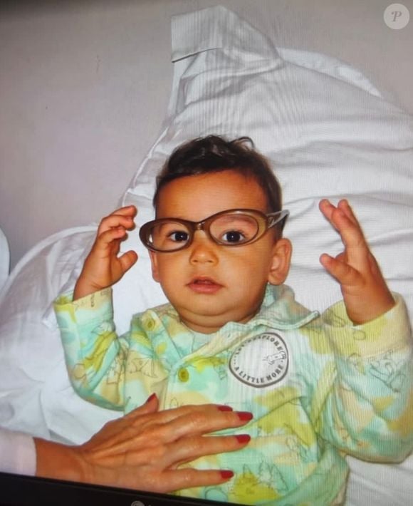 Filho de Henrique Fogaça, jurado do 'MasterChef', em foto de criança: João fez 18 anos em 4 de julho de 2026