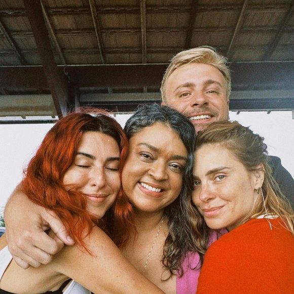 Durante tratamento de câncer, Preta Gil recebeu várias visitas de Carolina Dieckmmann