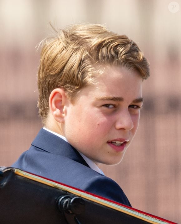 George começou a estudar nesta terça-feira (08) na Elton College, um colégio fundado pelo rei Henrique VI, entre 1440 e 1441