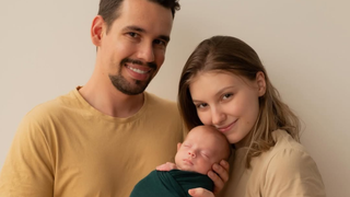 Viúvo de Isabel Veloso revela último desejo que influenciadora deixou escrito em papel e pode mudar vida financeira do filho bebê: 'Uma forma de sustento'