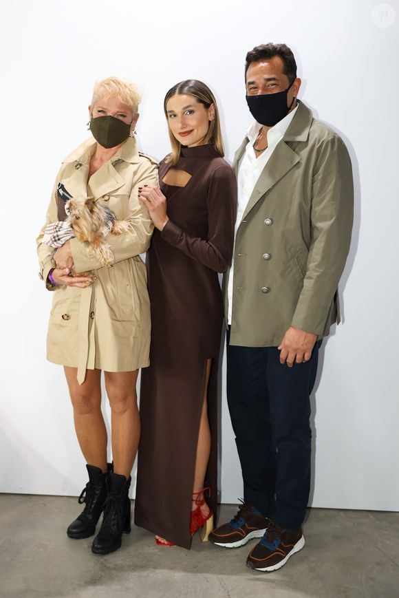 Xuxa e Luciano Szafir são pais de Sasha e, hoje, nutrem uma relação muito saudável. No entanto, já houve momentos de rusgas familiares