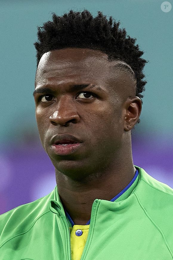 Vini Jr. está convocado para a Copa do Mundo 2026 pelo técnico Carlo Ancelotti. Esta é a segunda vez que o atacante do Real Madrid participa da competição, já que ele também defendeu a Seleção Brasileira na Copa do Mundo do Catar em 2022