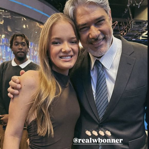 Rafaella Justus tietou William Bonner nos bastidores do ‘Jornal Nacional’