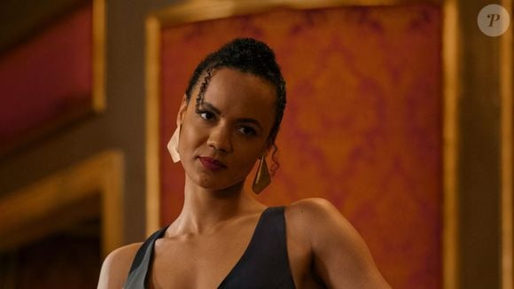 Neagley chegou ao Prime Video! O spin-off de Reacher acompanha Frances Neagley, personagem de Maria Sten, em uma investigação perigosa após a morte suspeita de um amigo de infância