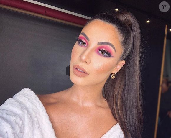 Em desabafo, Gabriela Versiani admite que exagerou na quantidade de preenchimento labial