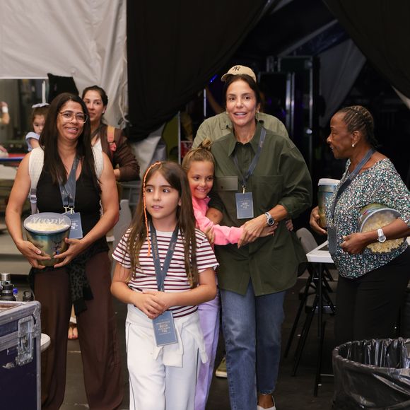 Mãe fashionista, filhas estilosas! Ivete Sangalo faz rara aparição com Marina e Helena no Cirque du Soleil