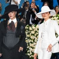 Rihanna grávida, Kim Kardashian, Zendaya e mais: o impressionante 'antes e depois' de 25 famosas em sua 1ª aparição no MET Gala e a mais recente