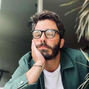 Na continuação da novela original, que está em reprise no Vale a Pena Ver de Novo, o ator de 46 anos assumirá o cargo de novo técnico do Divino Futebol Clube, o lendário time do subúrbio carioca que marcou a história da televisão.