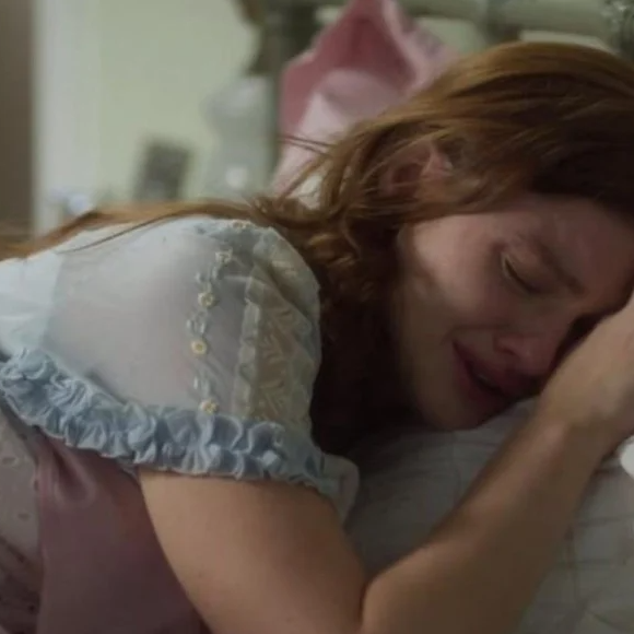 Celeste perde o bebê na novela Garota do Momento? Filha de Lígia (Palomma Duarte) sofre fortes cólicas, mas médicos salvam seu filho