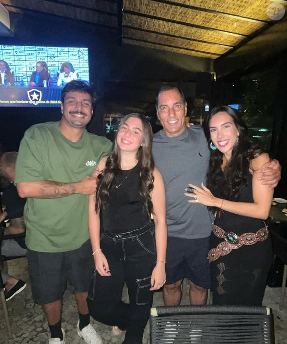 Carol é filha de Edmundo, ex craque da seleção brasileira