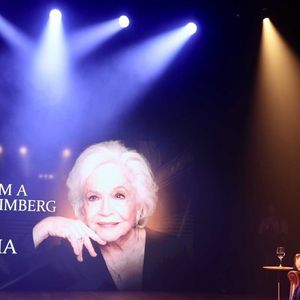 Uma das atrizes mais longevas do Brasil, Nathalia Timberg ganhou uma comemoração especial aos seus 90 anos de carreira e aniversário