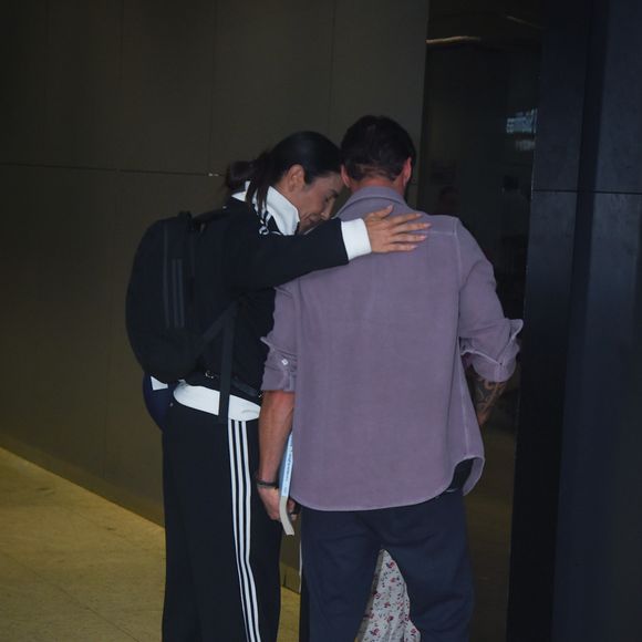 Ivete Sangalo e Daniel Cady demonstraram novamente a excelente relação que mantêm em flagra no aeroporto