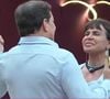 A médica Beatriz Lassance, membro da Sociedade Brasileira de Cirurgia Plástica, explica que enquanto o Radiesse é uma substância injetável capaz de estimular a produção de colágeno, a hialuronidase é uma enzima utilizada para reverter resultados de preenchimentos.