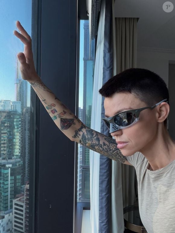 Ruby Rose ficou conhecida por atuação na série 'Orange Is The New Black'