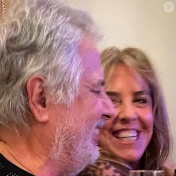Roberto de Carvalho assumiu ter retomado seu relacionamento com Lilibeth Monteiro tantos anos depois