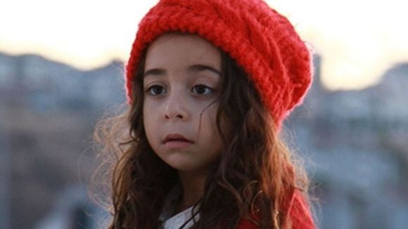 Três curiosidades impressionantes sobre Beren Gökyıldız, a Melek da novela turca 'Mãe' que vão fazer você se identificar com ela