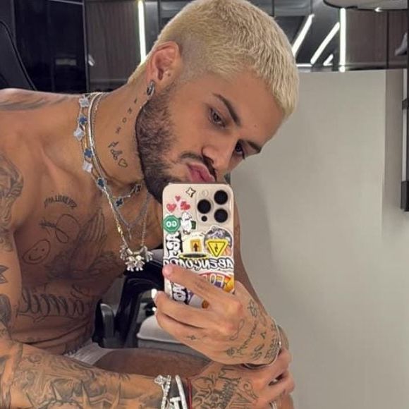 Vitória Telles, esposa do jogador Alex Telles, do Botafogo, saiu em defesa de Zé Felipe após a repercussão envolvendo o sertanejo no mesversário do filho, José Leonardo.