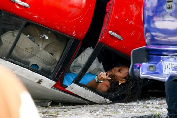 Novela 'Por Você', da Globo, estreia em agosto no lugar de 'Coração Acelerado' com Sheron Menezzes como protagonista