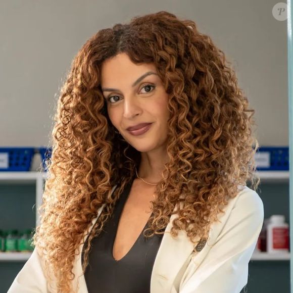 Público torce para que Viviane de 'Três Graças', interpretada por Gabriela Loran, seja feliz