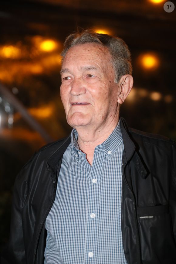 Vidente Robério de Ogum afirmou ter acertado a morte de Leo Batista, ocorrida em janeiro de 2025