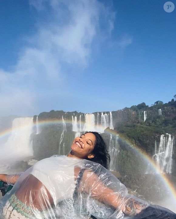 Corpo de Juliana Marins chegou ao Rio de Janeiro em 2 de julho de 2025 e uma nova autópsia será realizada: jovem morreu ao cair em vulcão na Indonésia