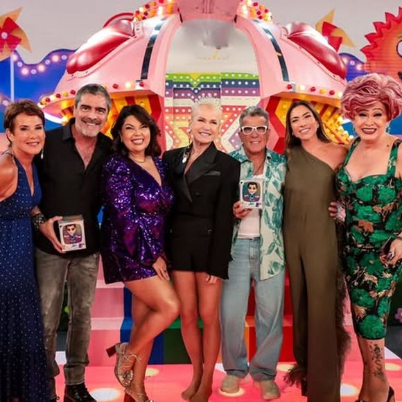 Convidados famosos também homenagearam Xuxa no programa de Patrícia Abravanel