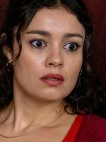 Resumo da novela 'Três Graças', capítulo de sexta-feira, 31 de outubro: Gerluce é ameaçada e Joélly, cai em choro compulsivo por causa de Raul